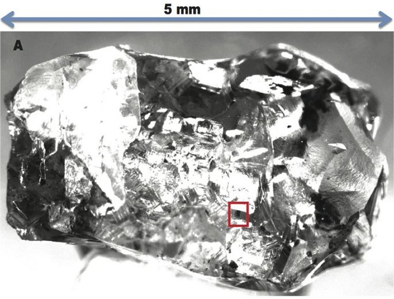 010125220929 diamante brasileiro agua terra