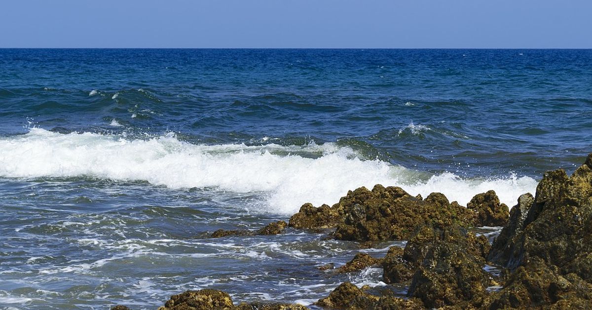 Interior da Terra tem seis vezes mais água que os oceanos