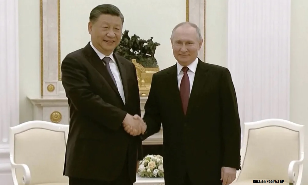 Xi Jinping se encontra com Putin na Rússia em meio a tensões com os EUA