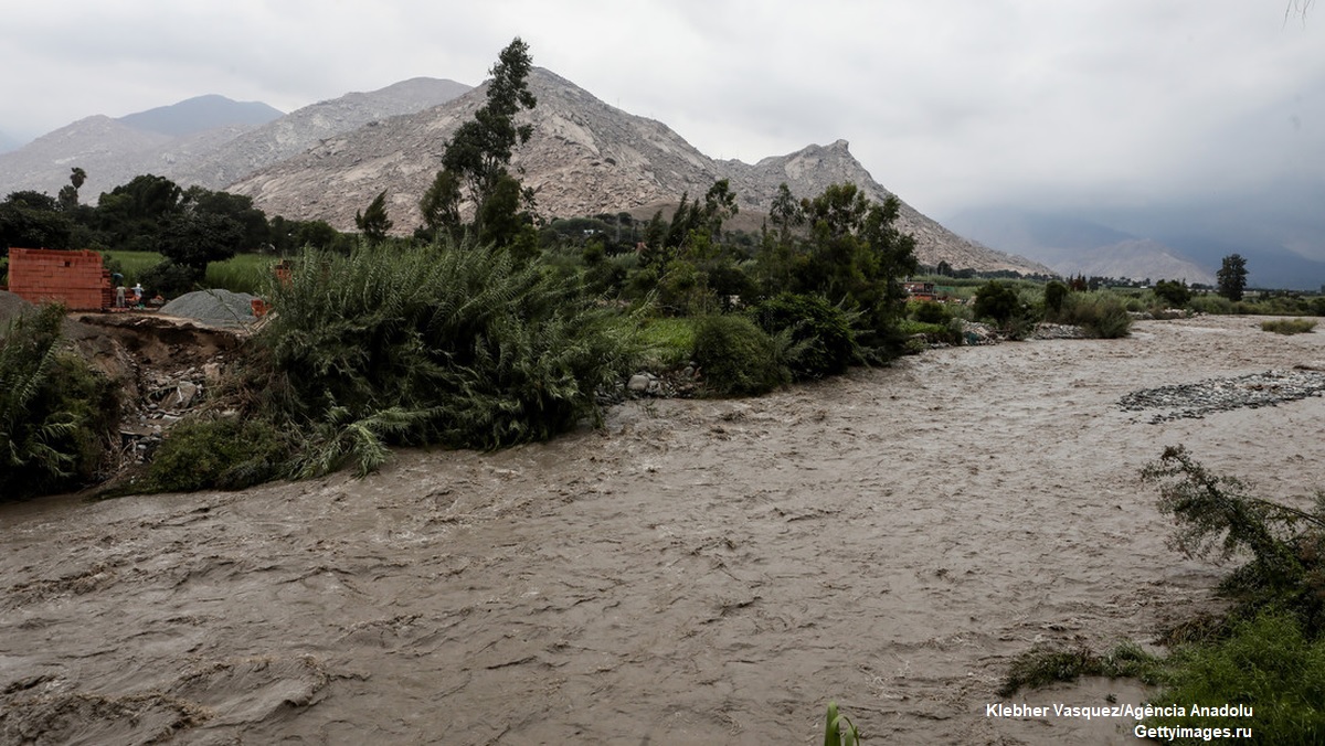 Fortes chuvas do ciclone Yaku persistem no Peru com Lima em "alerta vermelho"